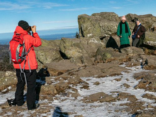 Menschen im Schnee | Brunhildsfelsen